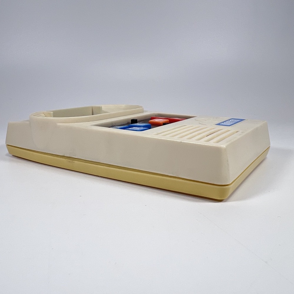 2000 Mattel Classic Football Electronic Handheld Game Retro 70s Tested Clean - Picture 3 of 6